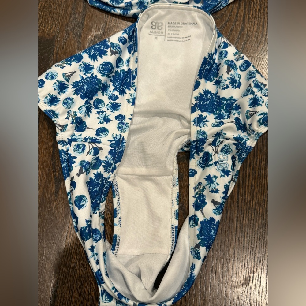 Albion White and Blue Floral Bikini Set - Picture 4 of 7